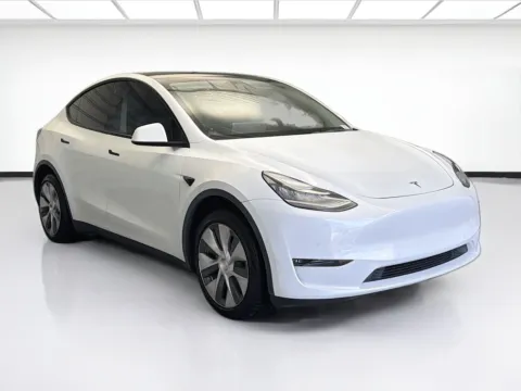 Another view of 2022 Tesla Model Y Long Range for sale in Montclair, CA at STG Montclair