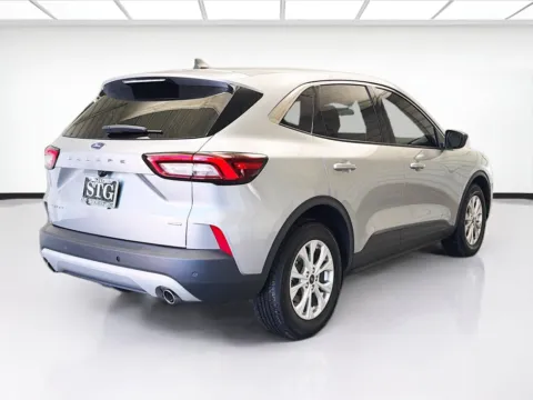 More photos of 2023 Ford Escape Hybrid Active at STG Montclair, CA