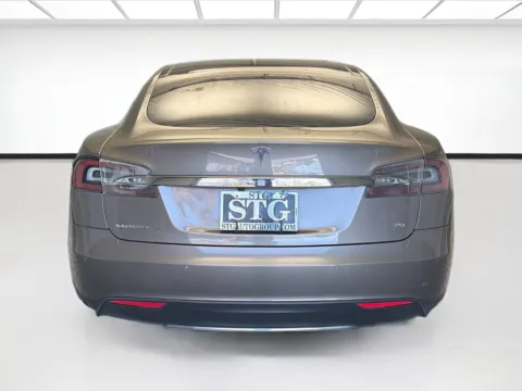 More photos of 2016 Tesla Model S 70 at STG Montclair, CA