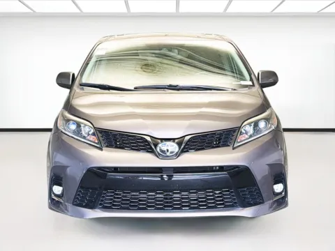 Photos of 2019 Toyota Sienna L 7 Passenger for sale in Montclair, CA at STG Montclair