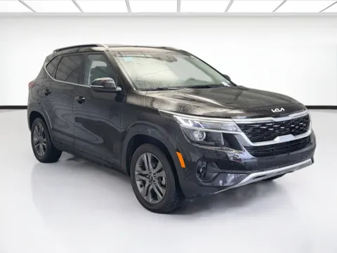 Another view of 2023 Kia Seltos S for sale in Montclair, CA at STG Montclair