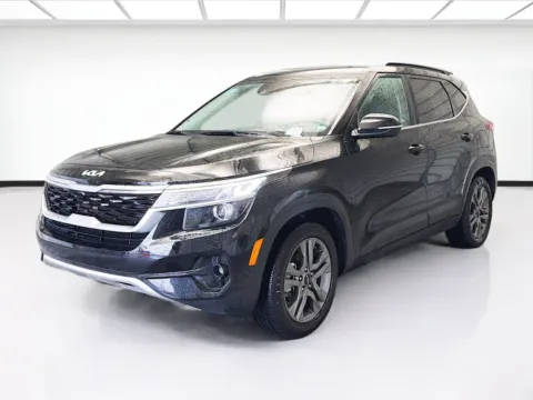 Black 2023 Kia Seltos S for sale in Montclair, CA