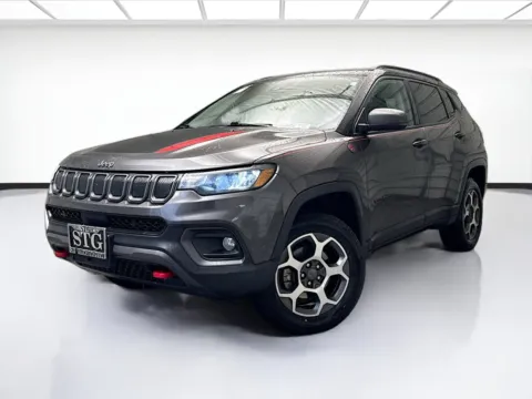 Gray 2022 Jeep Compass Trailhawk for sale in Montclair, CA
