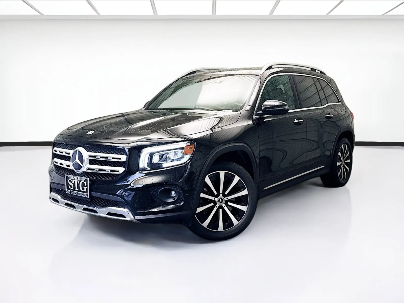 Black 2022 Mercedes-Benz GLB 250 for sale in Montclair, CA