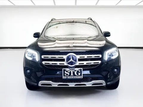 Photos of 2022 Mercedes-Benz GLB 250 for sale in Montclair, CA at STG Montclair