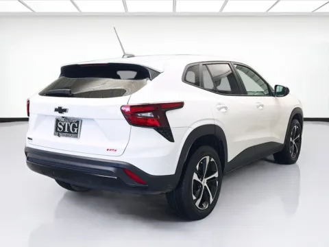 More photos of 2025 Chevrolet Trax 1RS at STG Montclair, CA