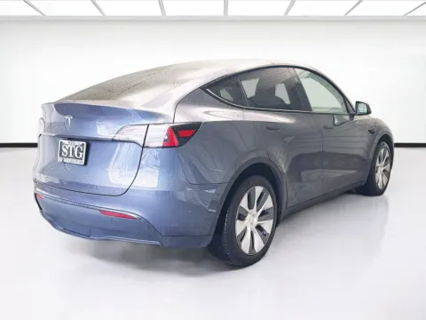 More photos of 2023 Tesla Model Y Long Range at STG Montclair, CA