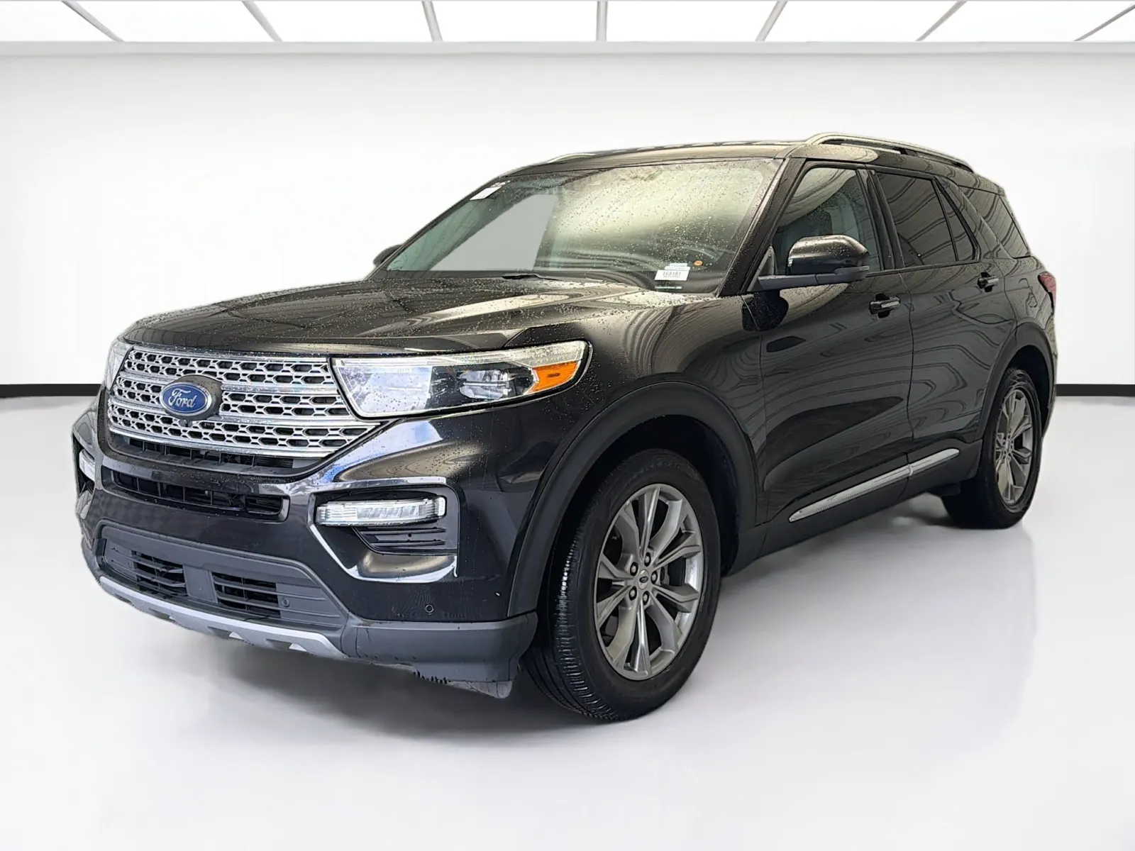 Black 2023 Ford Explorer Limited for sale in Montclair, CA