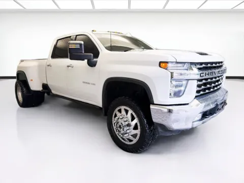 Another view of 2020 Chevrolet Silverado 3500HD LTZ for sale in Montclair, CA at STG Montclair