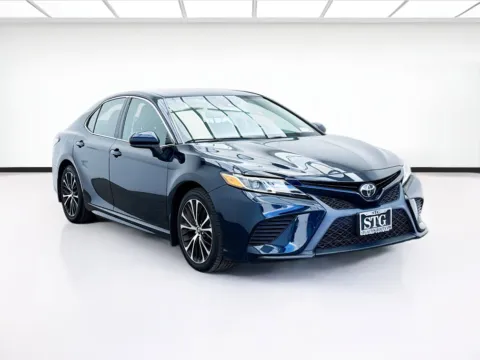 Another view of 2020 Toyota Camry SE for sale in Montclair, CA at STG Montclair