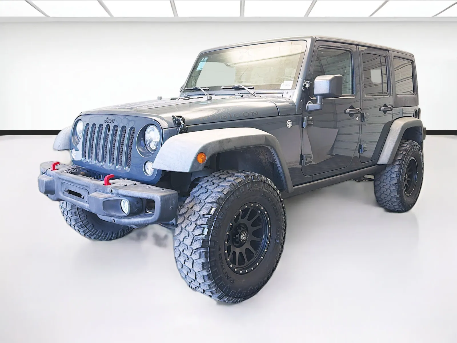 Gray 2016 Jeep Wrangler Unlimited Rubicon for sale in Montclair, CA