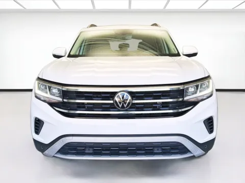 Photos of 2023 Volkswagen Atlas 3.6L V6 SE w/Technology for sale in Montclair, CA at STG Montclair