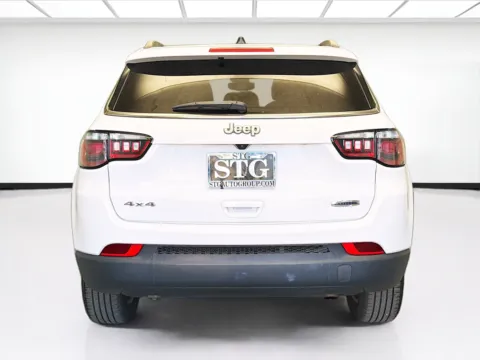 More photos of 2024 Jeep Compass Latitude at STG Montclair, CA