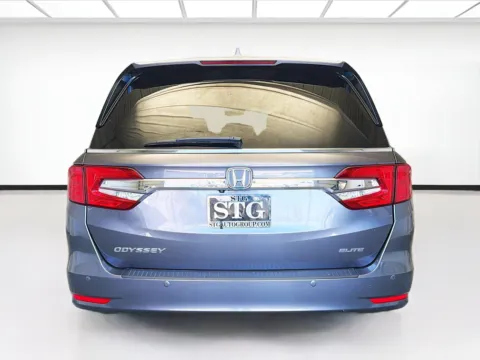 More photos of 2020 Honda Odyssey Elite at STG Montclair, CA