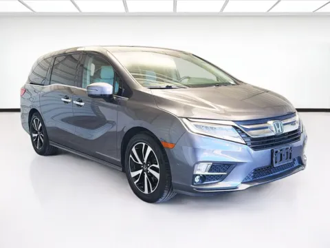Another view of 2020 Honda Odyssey Elite for sale in Montclair, CA at STG Montclair
