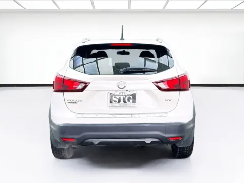 More photos of 2017 Nissan Rogue Sport SV at STG Montclair, CA