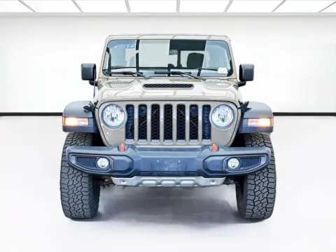 Photos of 2020 Jeep Gladiator Mojave for sale in Montclair, CA at STG Montclair