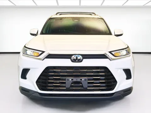 Photos of 2024 Toyota Grand Highlander XLE for sale in Montclair, CA at STG Montclair