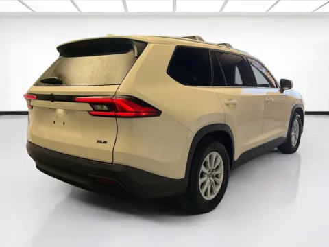 More photos of 2024 Toyota Grand Highlander XLE at STG Montclair, CA