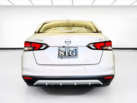 More photos of 2021 Nissan Versa 1.6 SV at STG Montclair, CA