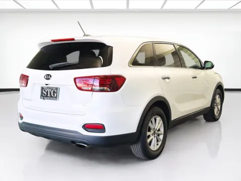 More photos of 2020 Kia Sorento LX at STG Montclair, CA