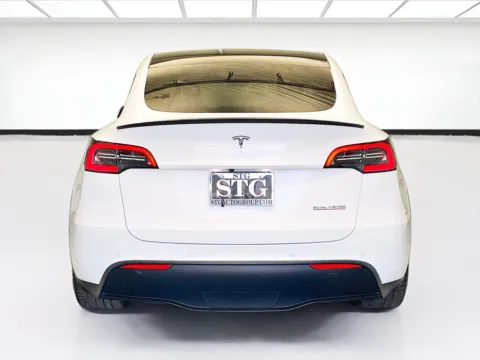 More photos of 2021 Tesla Model Y Performance at STG Montclair, CA