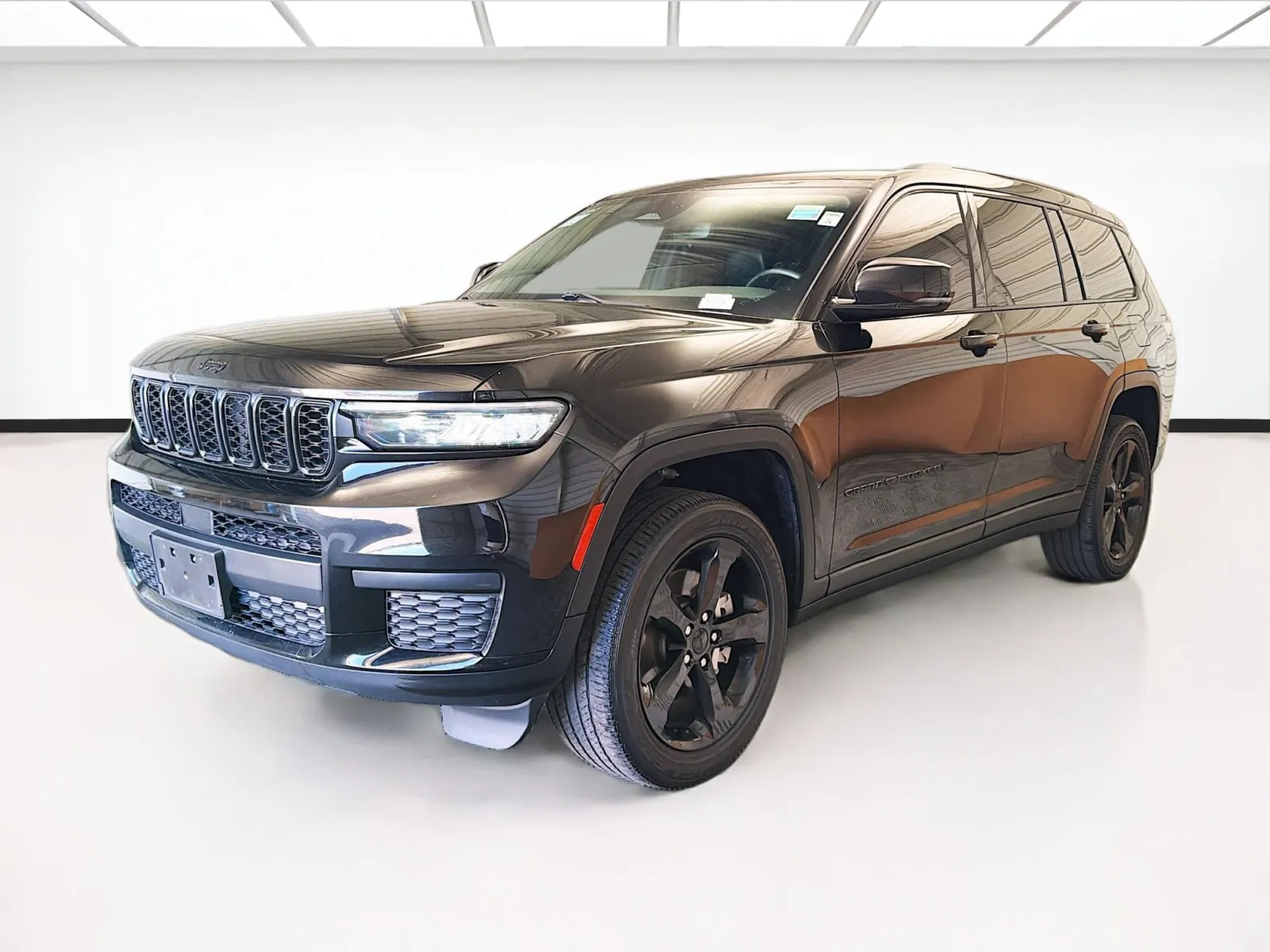 Black 2022 Jeep Grand Cherokee L Altitude for sale in Montclair, CA