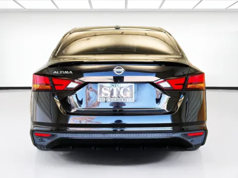 More photos of 2020 Nissan Altima 2.5 S at STG Montclair, CA