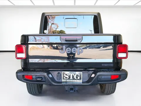 More photos of 2020 Jeep Gladiator Sport at STG Montclair, CA