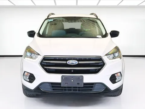Photos of 2019 Ford Escape SE for sale in Montclair, CA at STG Montclair