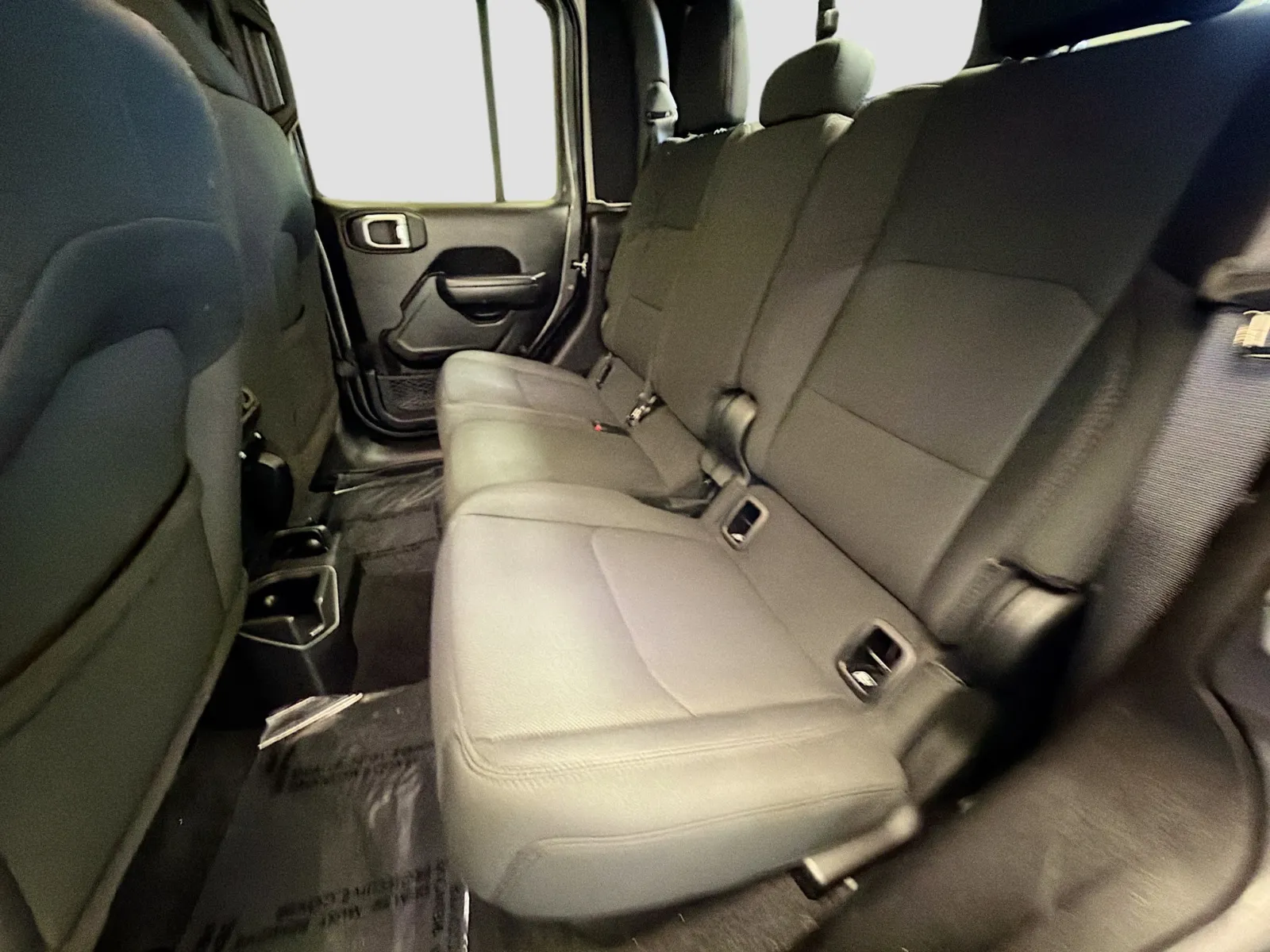 Jeep Gladiator photo 13