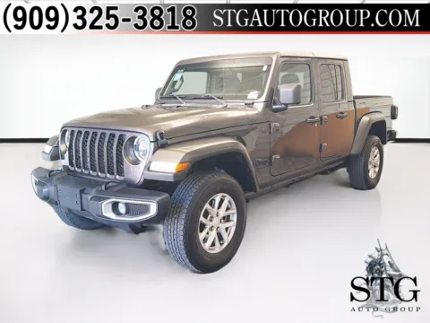 Gray 2023 Jeep Gladiator Sport S for sale in Montclair, CA