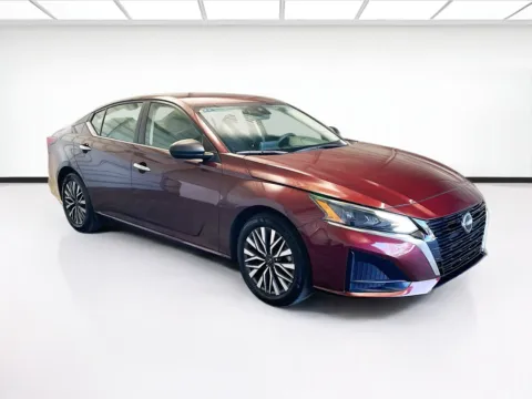 Another view of 2024 Nissan Altima 2.5 SV for sale in Montclair, CA at STG Montclair