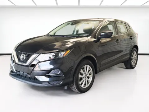 Black 2021 Nissan Rogue Sport S for sale in Montclair, CA