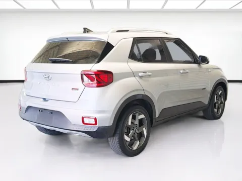 More photos of 2021 Hyundai Venue SEL at STG Montclair, CA