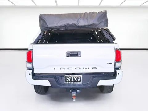 More photos of 2022 Toyota Tacoma TRD Off-Road W/TECHNOLOGY PACKAGE V6 at STG Montclair, CA