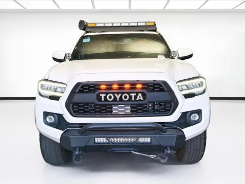 Photos of 2022 Toyota Tacoma TRD Off-Road W/TECHNOLOGY PACKAGE V6 for sale in Montclair, CA at STG Montclair