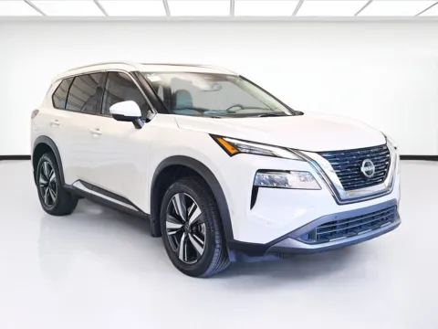Another view of 2023 Nissan Rogue SL for sale in Montclair, CA at STG Montclair