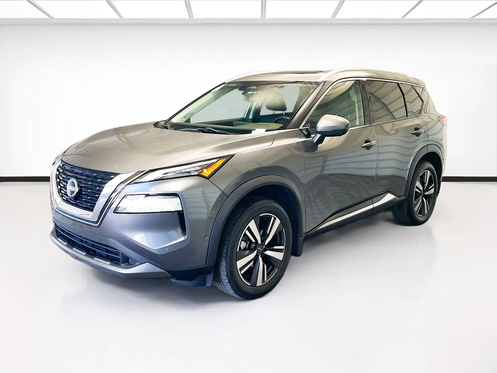 Gray 2023 Nissan Rogue SL for sale in Montclair, CA
