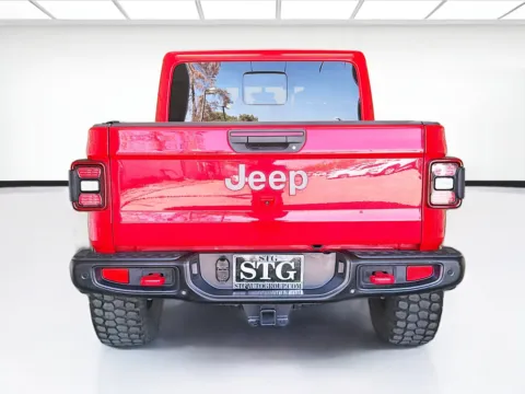 More photos of 2021 Jeep Gladiator Rubicon at STG Montclair, CA