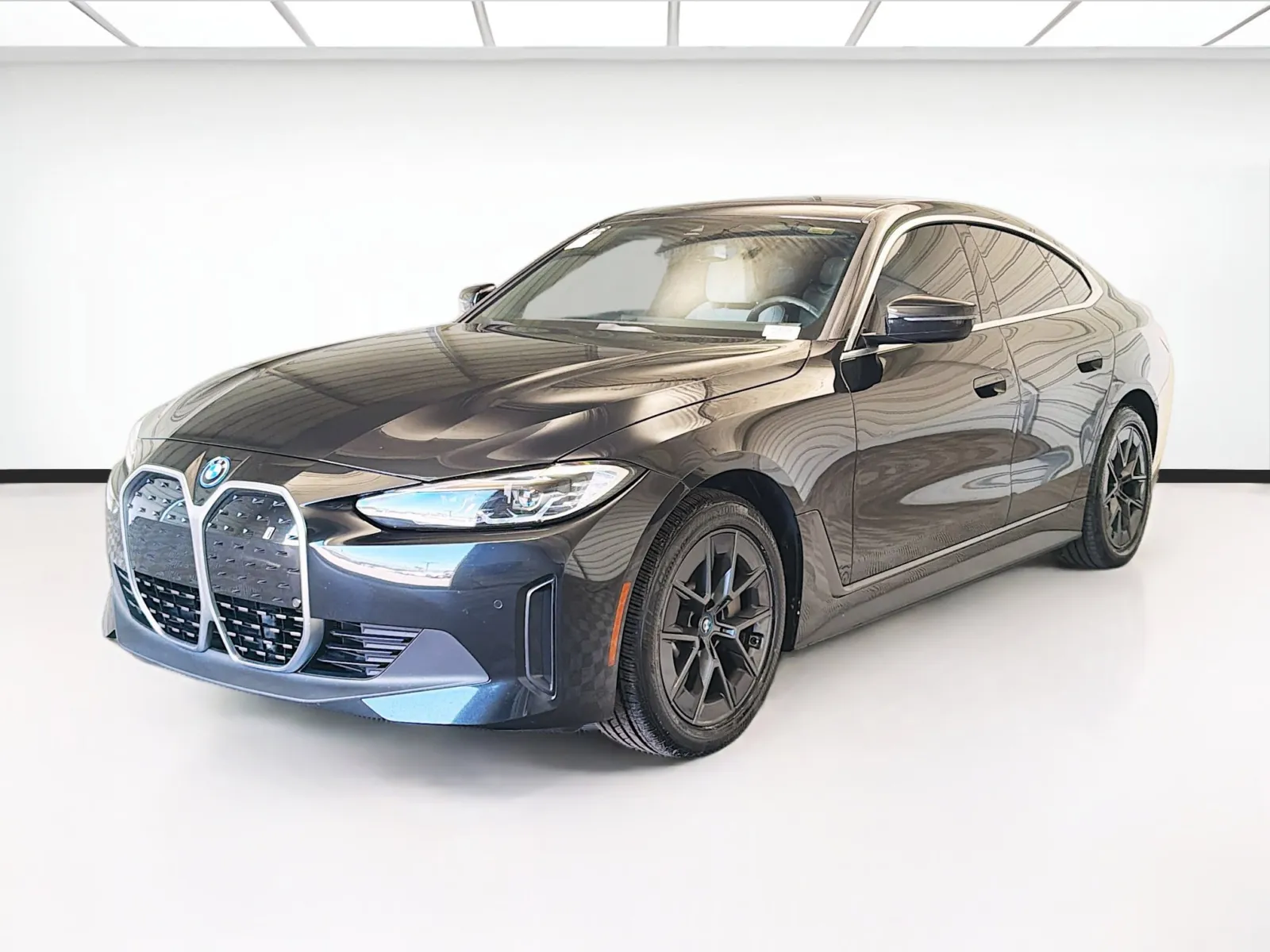 Black 2023 BMW i4 eDrive35 for sale in Montclair, CA