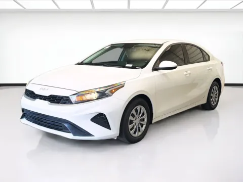White 2022 Kia Forte FE for sale in Montclair, CA