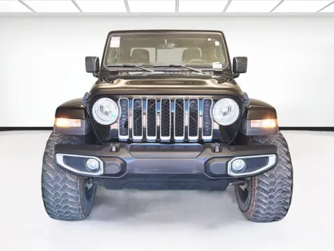 Photos of 2022 Jeep Gladiator Overland for sale in Montclair, CA at STG Montclair