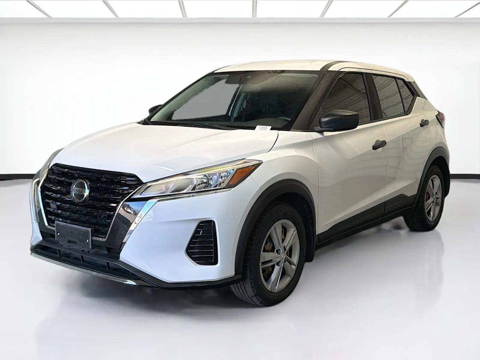 White 2021 Nissan Kicks S for sale in Montclair, CA