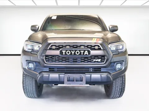 Photos of 2017 Toyota Tacoma SR5 for sale in Montclair, CA at STG Montclair