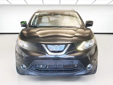 Photos of 2017 Nissan Rogue Sport SL for sale in Montclair, CA at STG Montclair