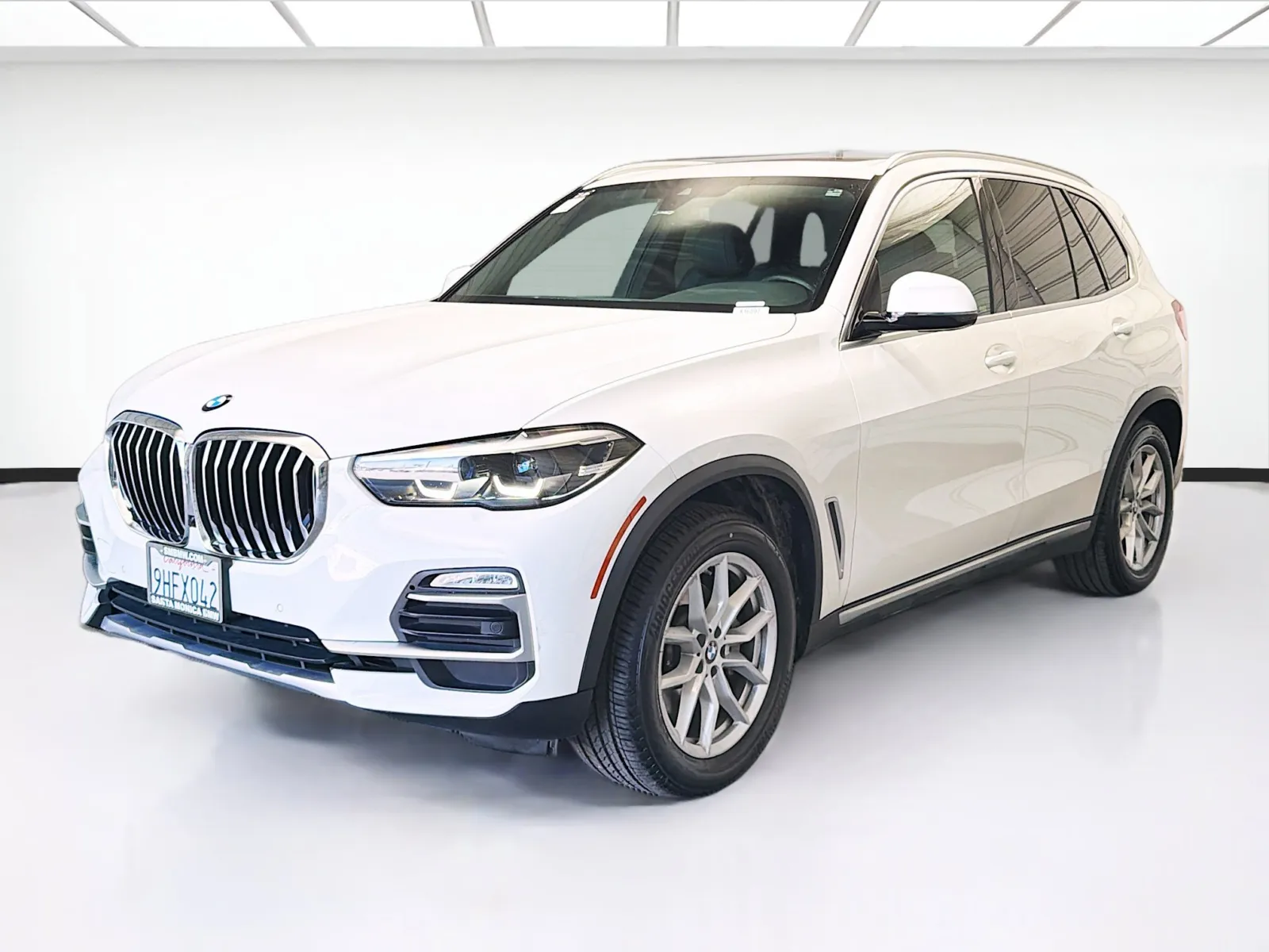 White 2020 BMW X5 sDrive40i for sale in Montclair, CA
