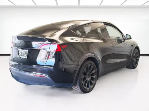 More photos of 2024 Tesla Model Y Long Range at STG Montclair, CA
