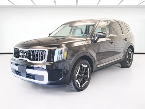Black 2025 Kia Telluride EX for sale in Montclair, CA