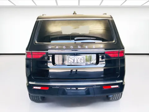 More photos of 2025 Jeep Wagoneer at STG Montclair, CA